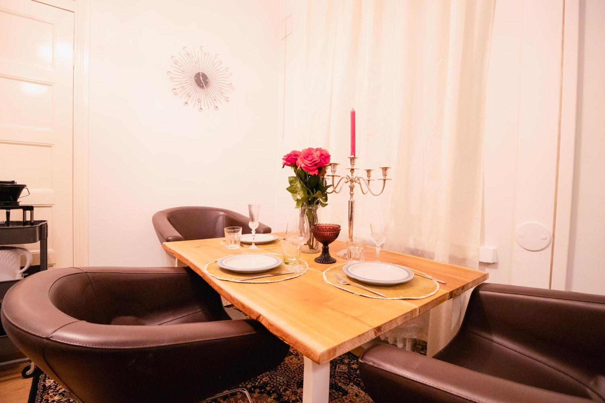 Lovely Flat In The Heart Of Хелзинки Екстериор снимка