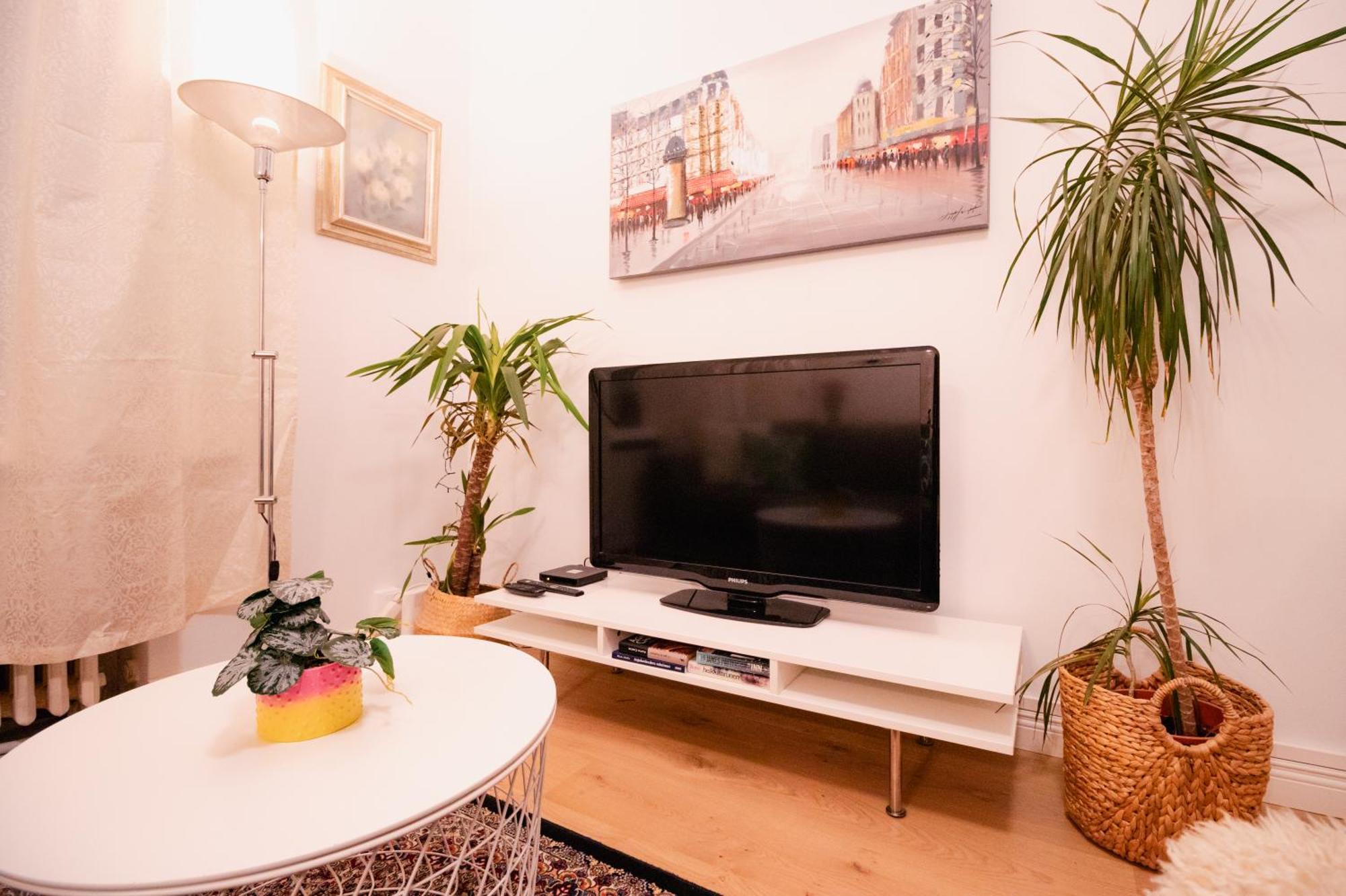 Lovely Flat In The Heart Of Хелзинки Екстериор снимка