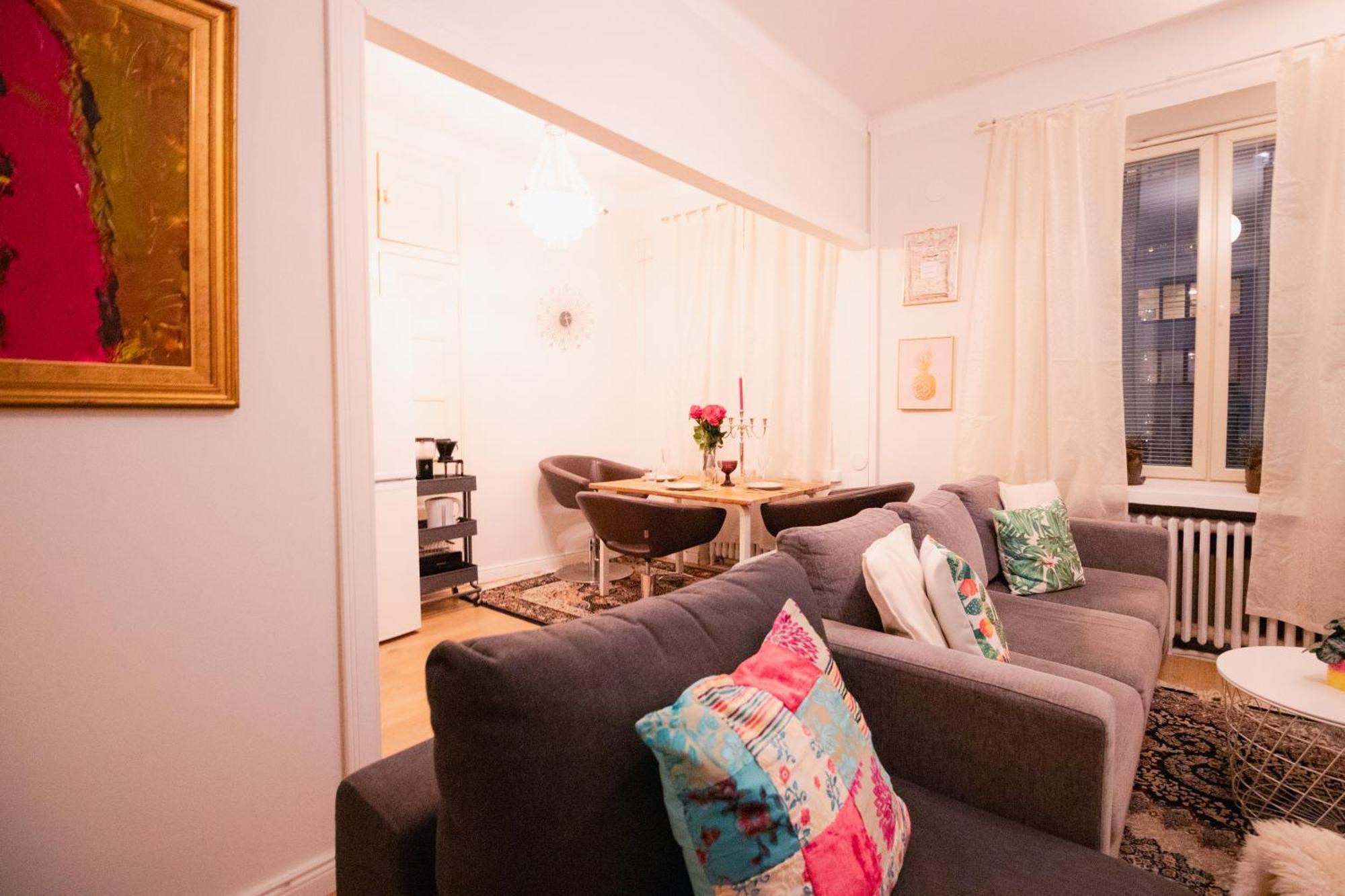 Lovely Flat In The Heart Of Хелзинки Екстериор снимка
