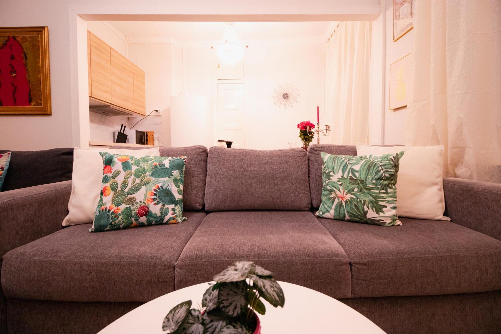 Lovely Flat In The Heart Of Хелзинки Екстериор снимка