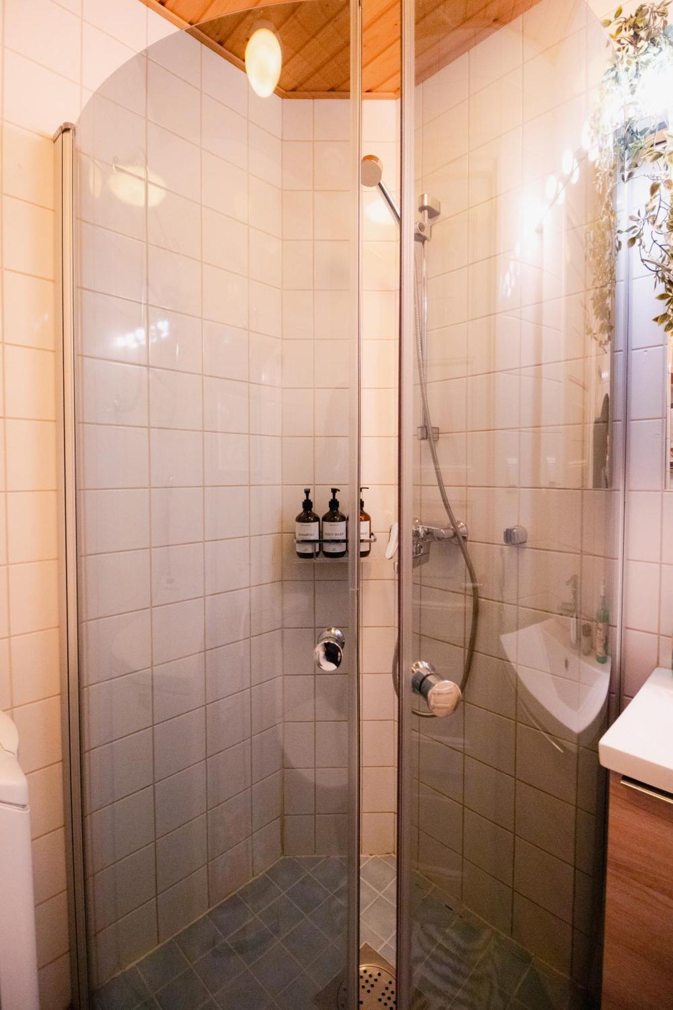 Lovely Flat In The Heart Of Хелзинки Екстериор снимка