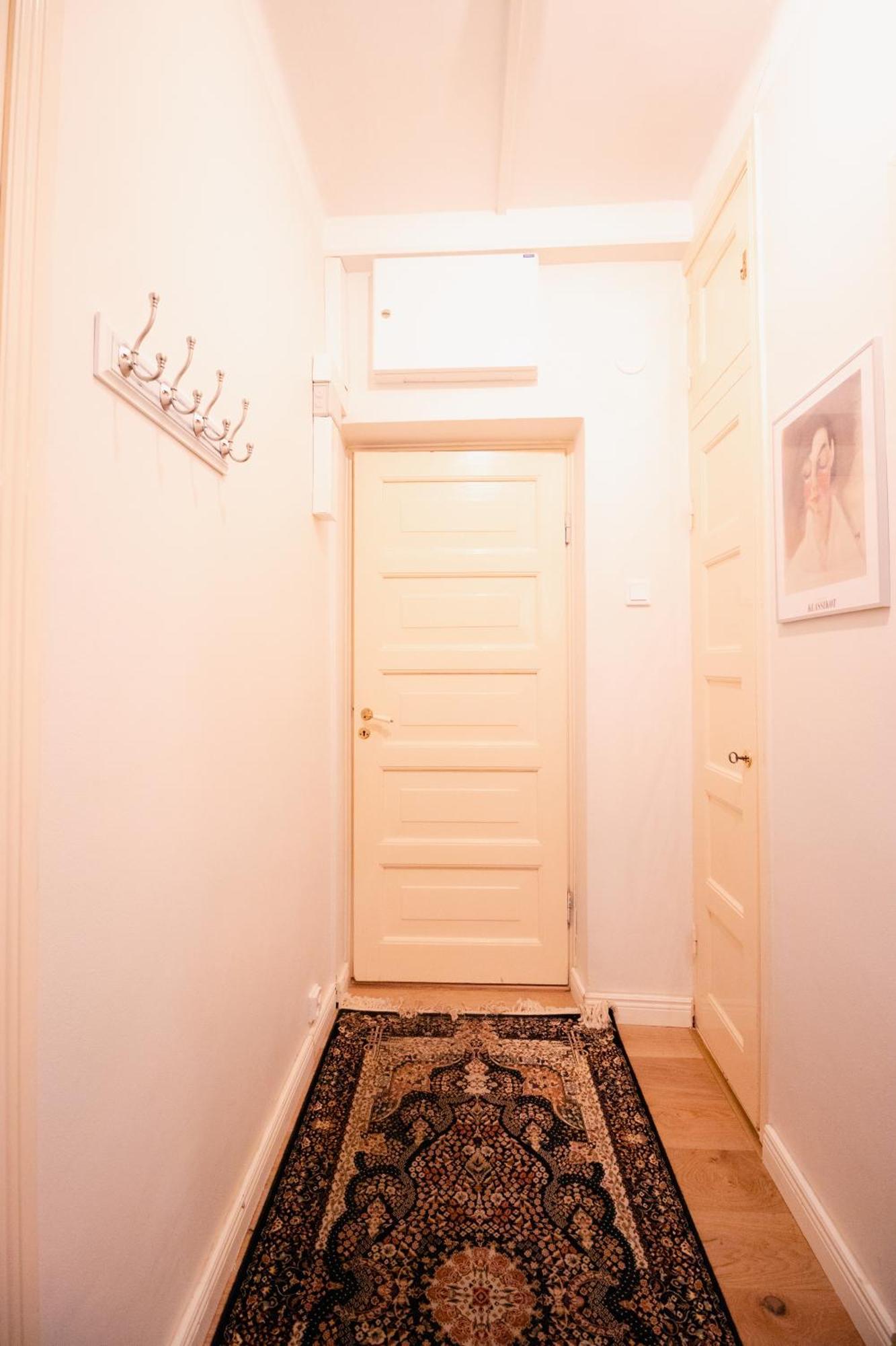 Lovely Flat In The Heart Of Хелзинки Екстериор снимка